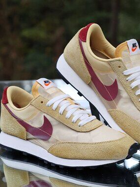 Nike Daybreak SP Topaz Gold